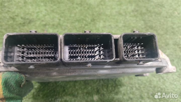 Блок управления двс Peugeot Expert 2010