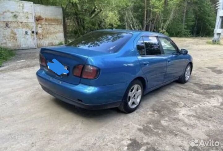 Разбирается Nissan Primera P-11 1.6 МКПП 2000 год
