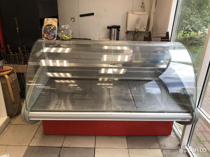 Холодильная витрина Б/У