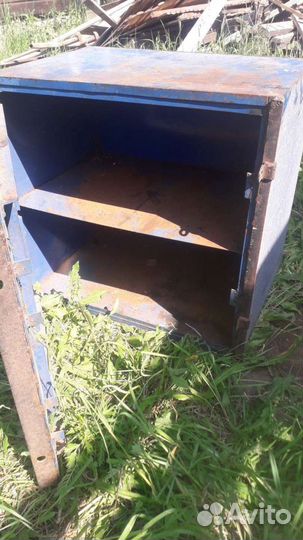 Ящик железный для инструментов