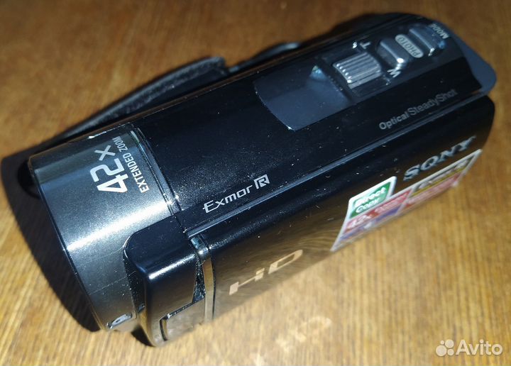 Видеокамера Sony HDR-CX130E