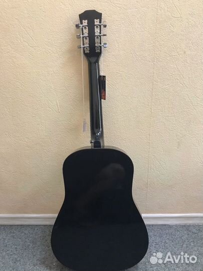 Акустическая гитара