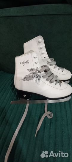 Коньки фигурные женские размер 35