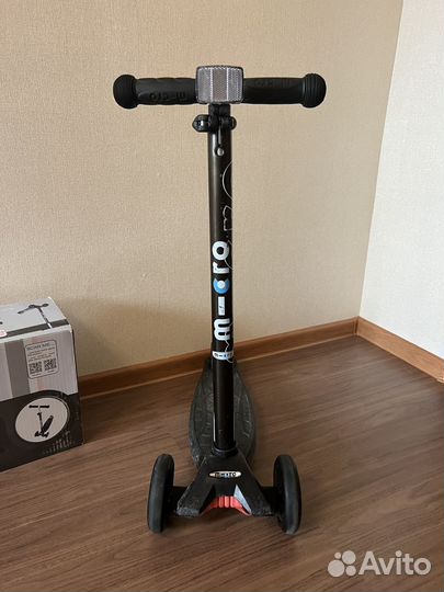 Самокат Maxi micro