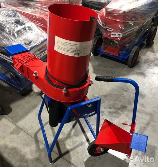 Измельчитель травы и веток 2в1 утр-1314