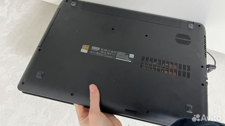 Ноутбук Lenovo