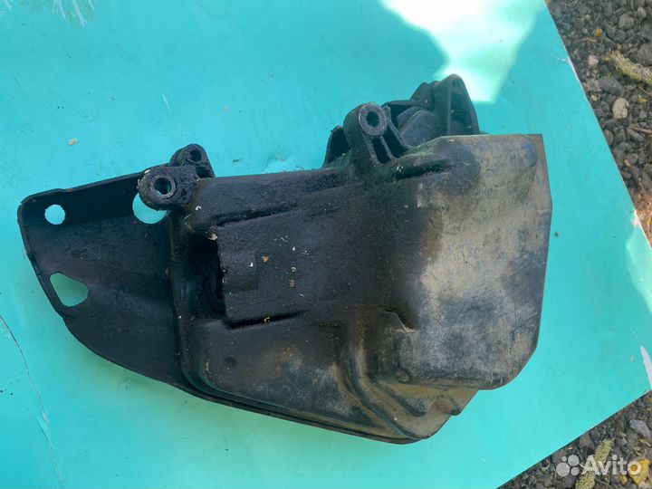 Воздушный фильтр в сборе на скутер