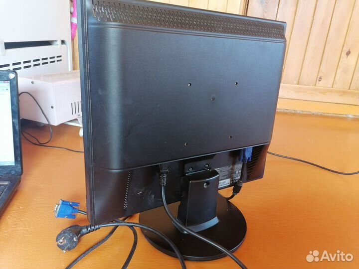 Монитор Philips