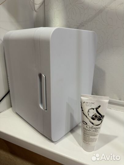 Мини холодильник для масочек и косметики