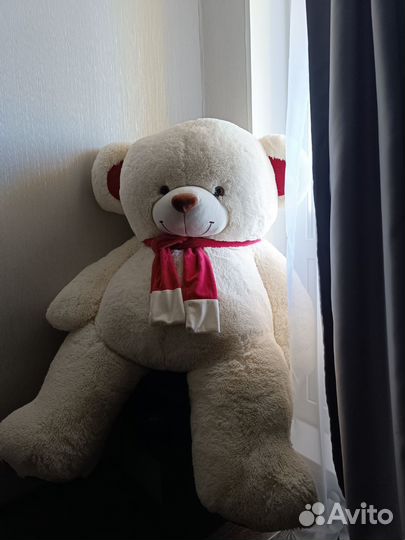 Плюшевый медведь 130 см
