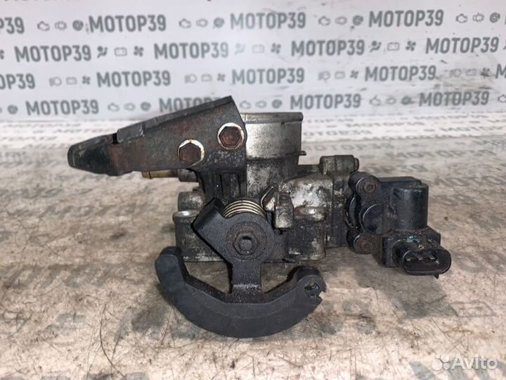 Дроссельная заслонка Toyota Corolla 1.8 I 2005