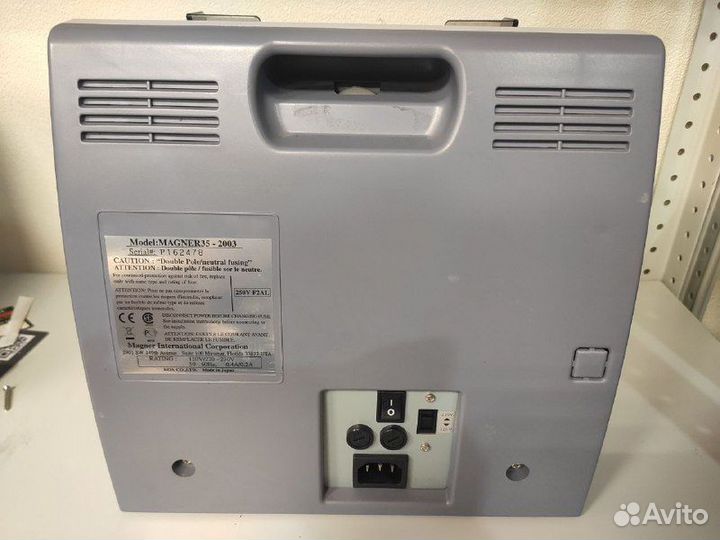 Счетчик банкнот Magner 35-2003