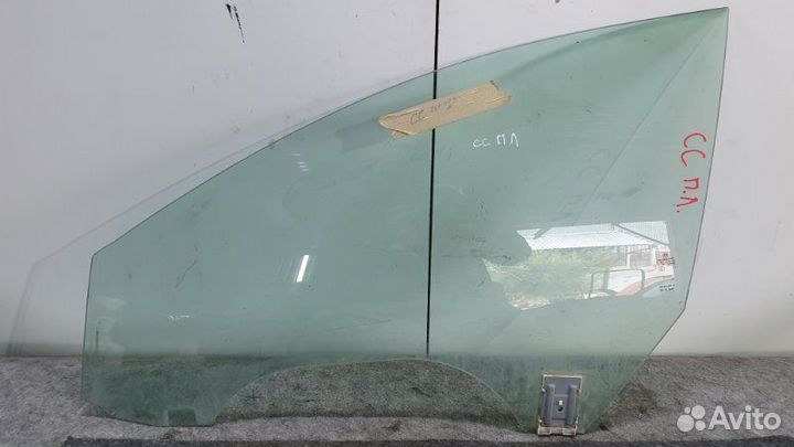 Стекло двери переднее левое Volkswagen Passat Cc
