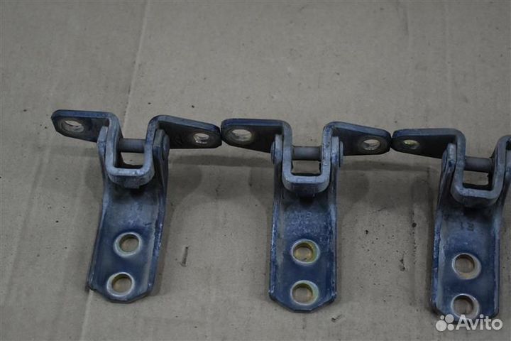 Петли дверей Mitsubishi Outlander Xl 2 поколение
