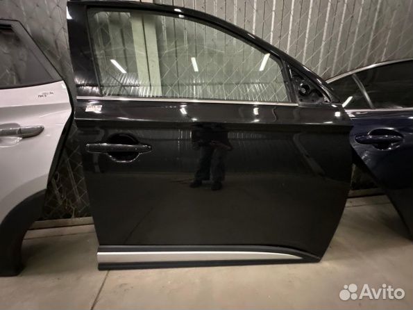 Дверь передняя правая mitsubishi outlander III