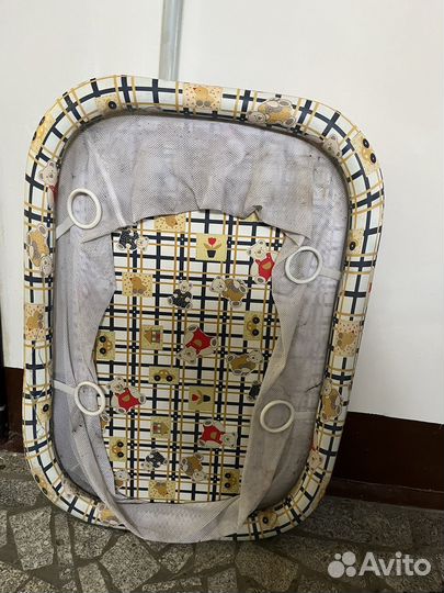 Манеж детский даром