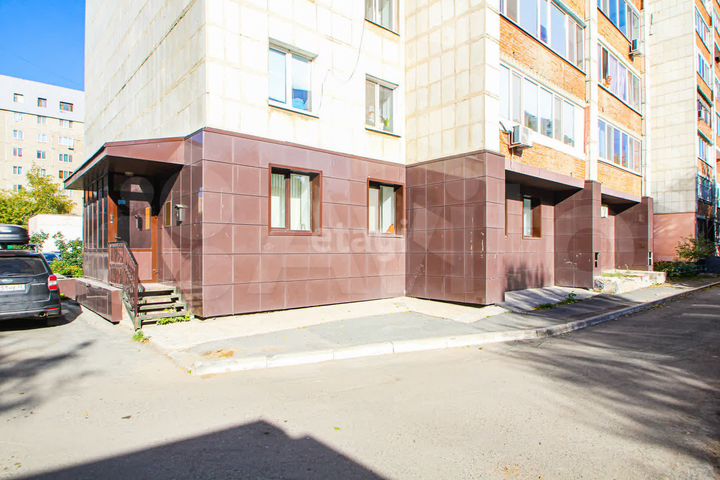 Продам помещение свободного назначения, 130.8 м²