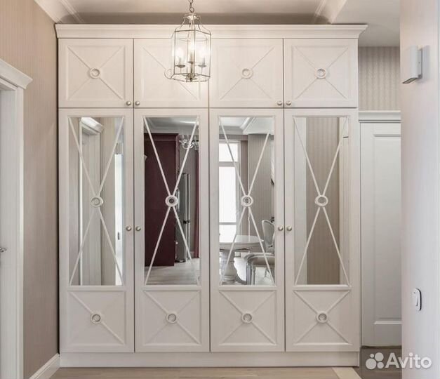 Шкаф угловой