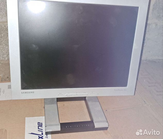 Монитор Samsung syncmaster 152T