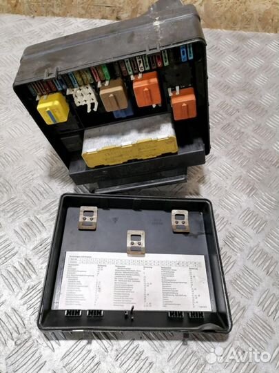 Блок предохранителей моторный Bmw 5 e34 1988-1995