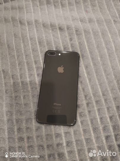 iPhone 8 Plus, 64 ГБ