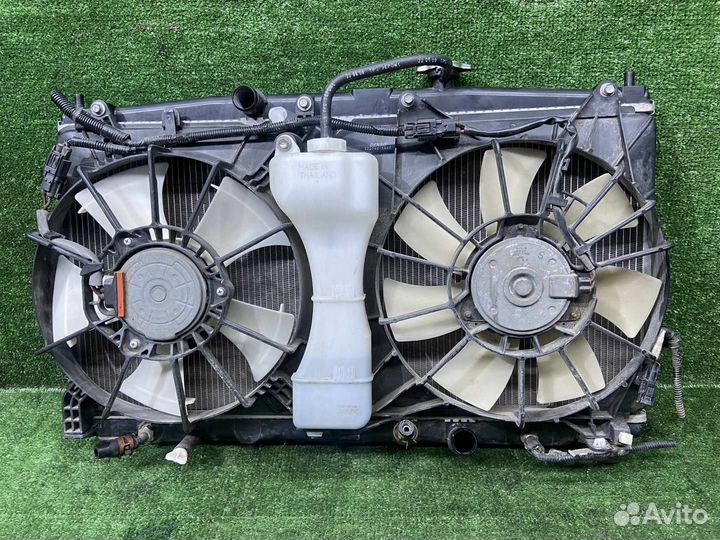 Радиатор основной honda insight ZE2 LDA 2009