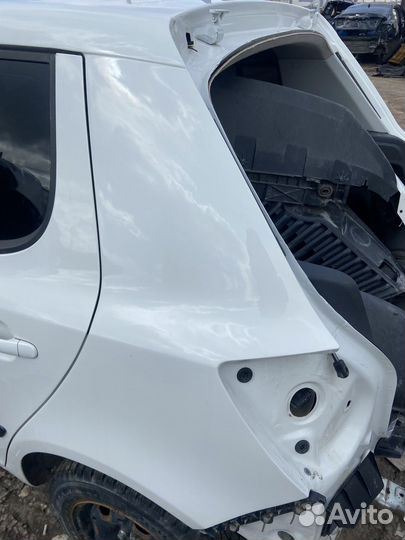 Задняя часть Skoda Fabia 2 Хэтчбек