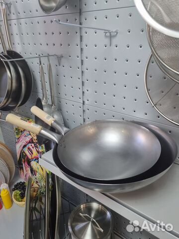 Сковорода WOK