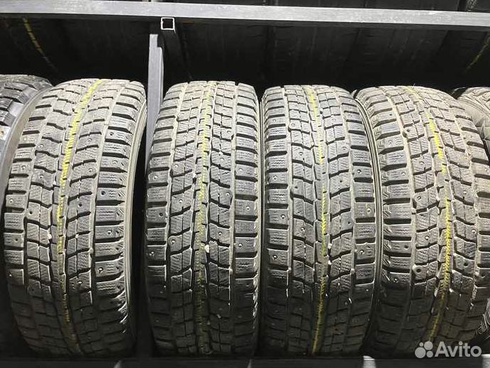 Dunlop SP Winter Ice 01 195/65 R15 90L