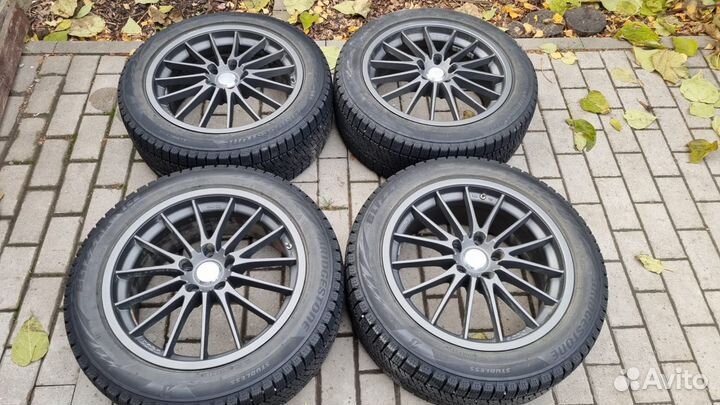 Bridgestone Blizzak Ice 225/50 R17