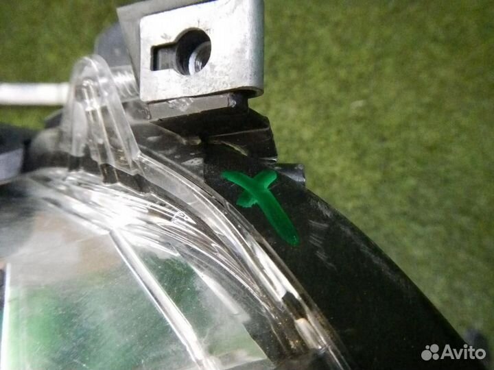 Фара левая Toyota RAV4