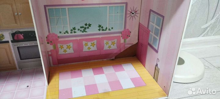 Домик кукольный
