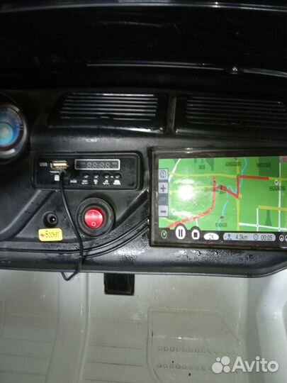 Продам детскую машину