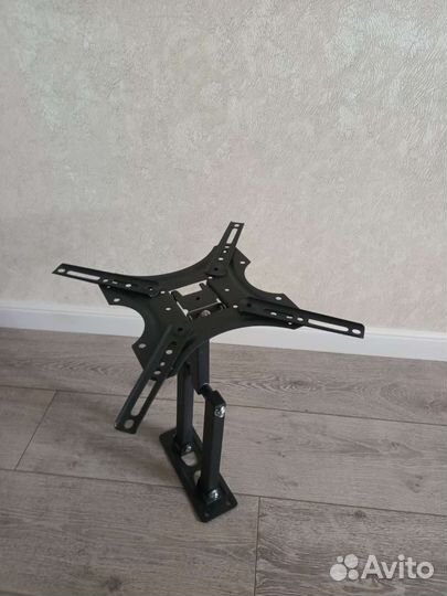 Кронштейн для телевизора