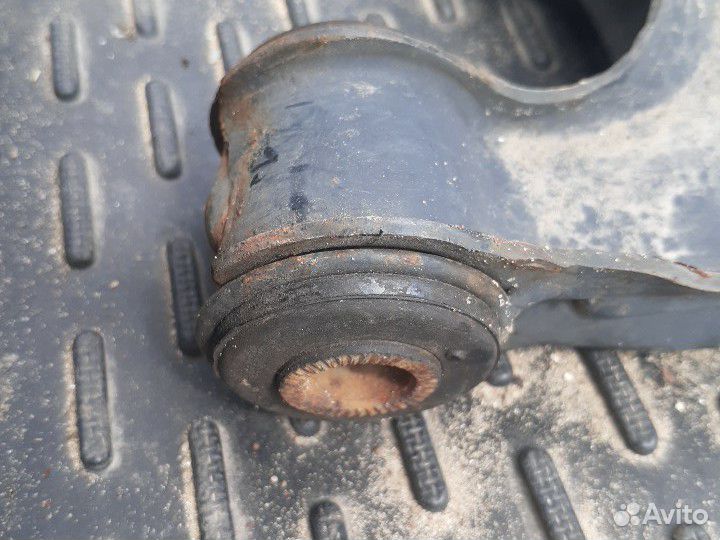 Передний рычаг Chevrolet Aveo T255