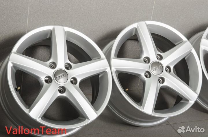 Лот M982250 Оригинальные 16-е диски audi