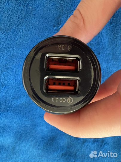 Автомобильное зарядное устройство