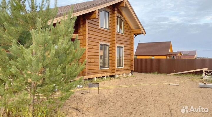 Сруб ручной рубки из лафета