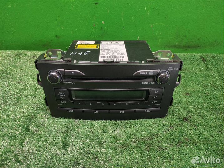 Магнитола Toyota Auris E150 2009