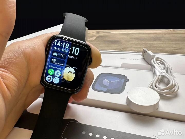 Apple Watch 9 45 mm (С яблоком при включении)
