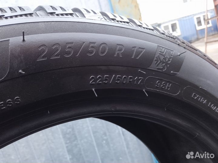 Michelin Alpin 6 225/50 R17