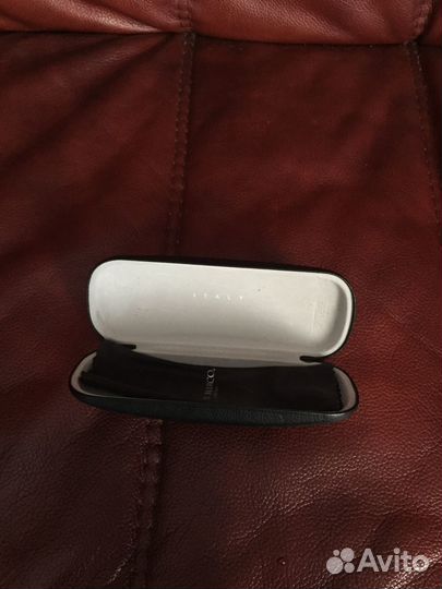 Футляр для очков