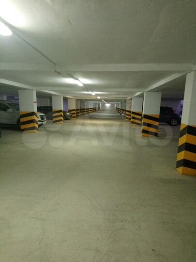 Машиноместо, 16 м²