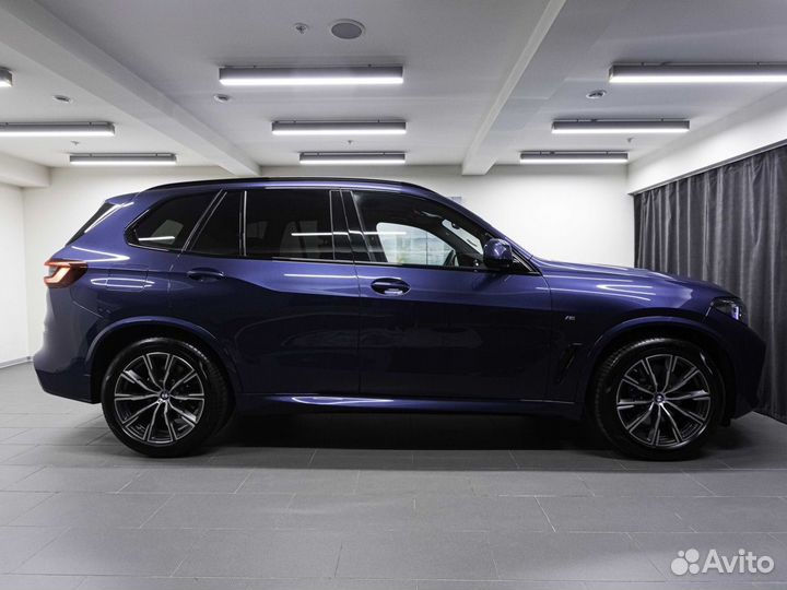 BMW X5 3 AT, 2023