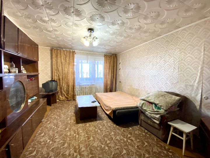 4-к. квартира, 82 м², 2/5 эт.