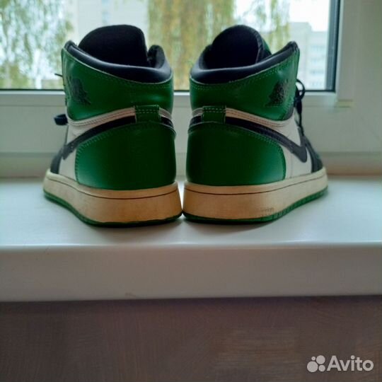 Кроссовки Nike air jordan