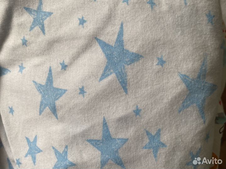 Мартас детский в круглую кроватку + 4 простыни