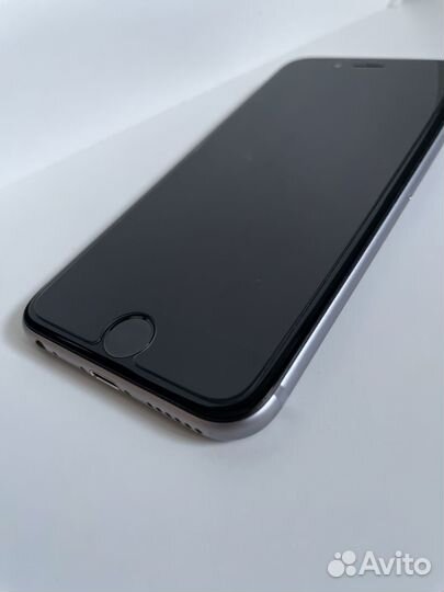 Телефон iPhone 6s 16gb