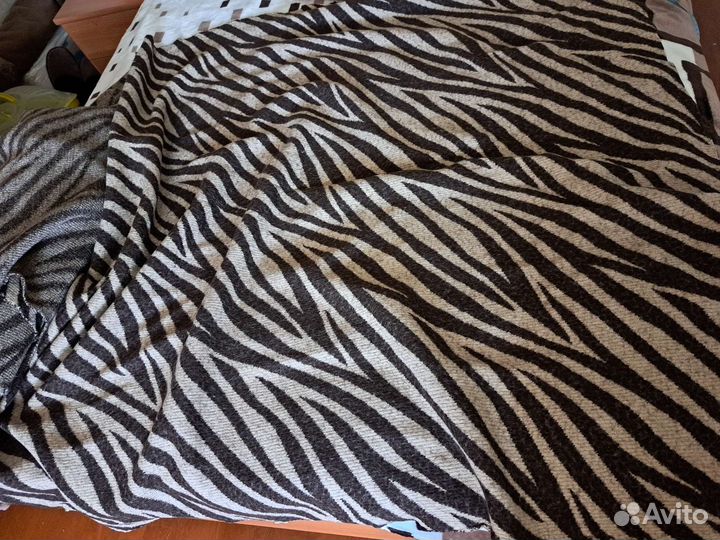 Ткань 5.6 метров шерсть Италия