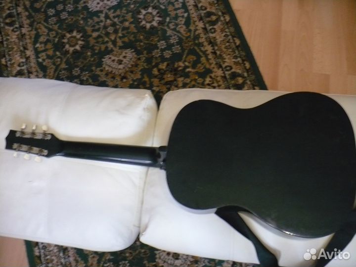 Электроакустическая гитара